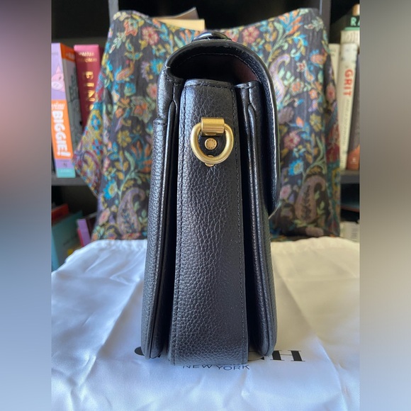 🌸SOLD🌸 Coach Cassie in Black Polished Pebble Leather with Brass Hardware! - Picture 8 of 16